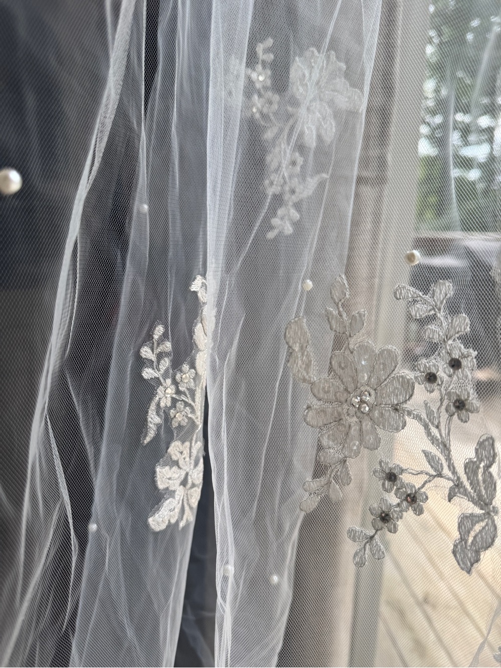 David's Bridal White Embroidered Floral Tulle Veil with Pearls